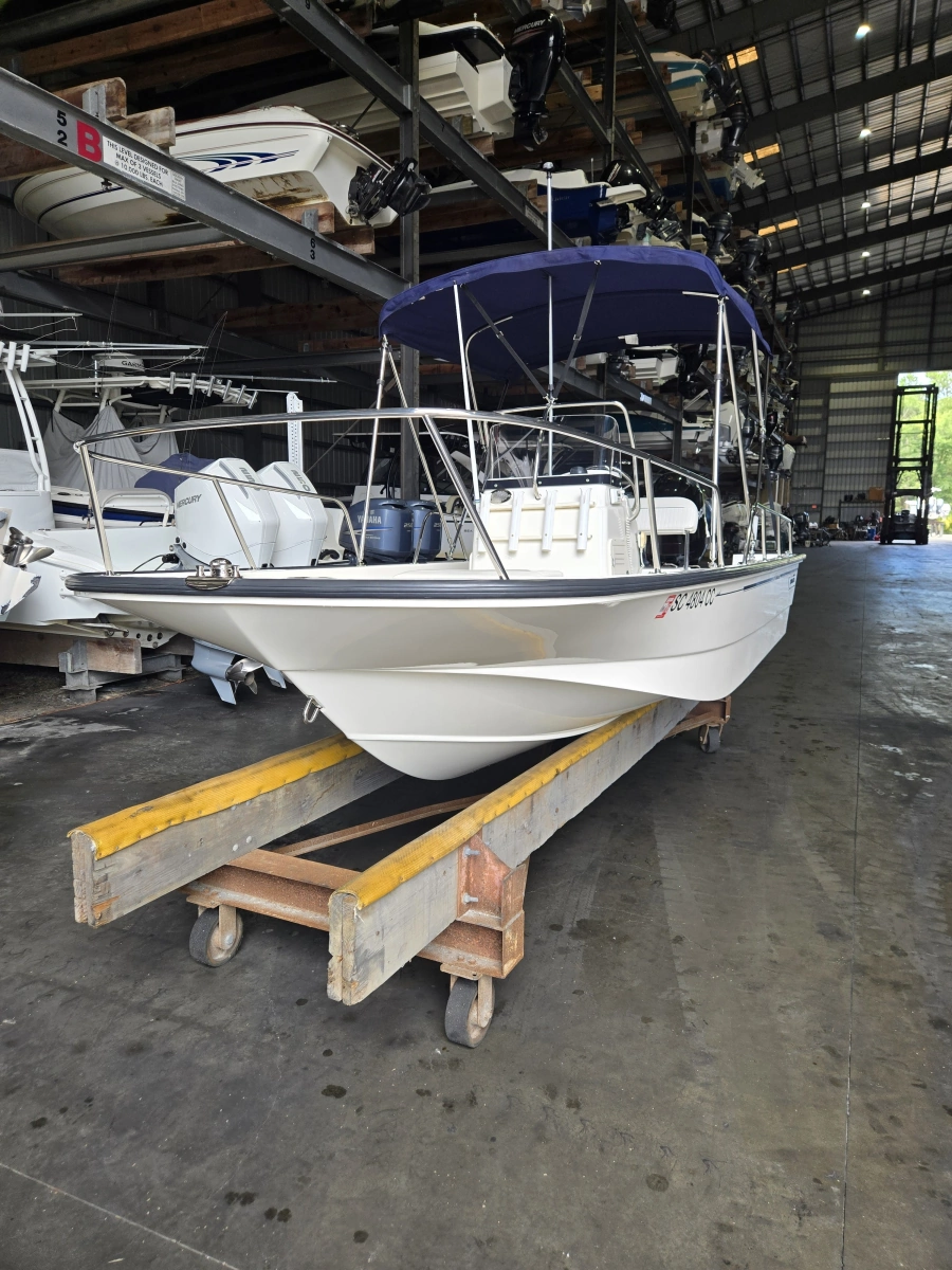 2010 Boston Whaler 170 Montauk