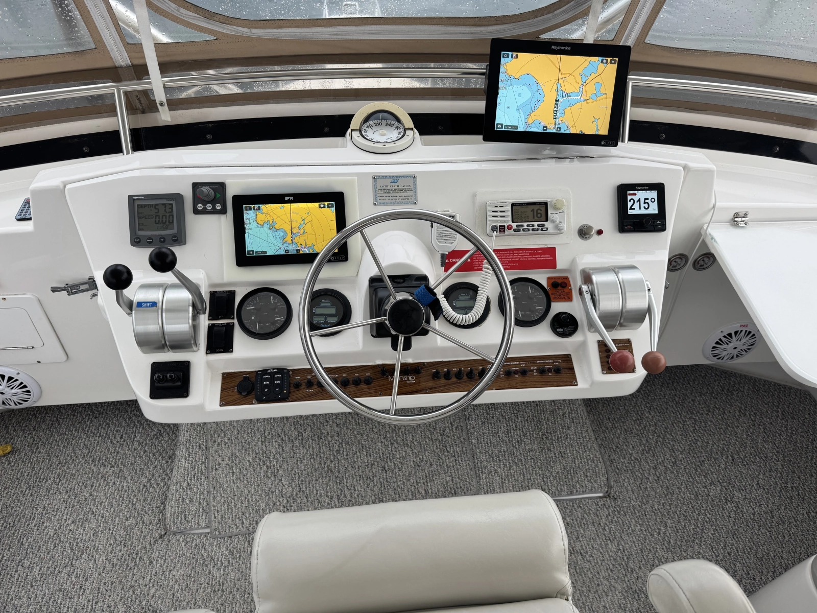 2004 Mainship 