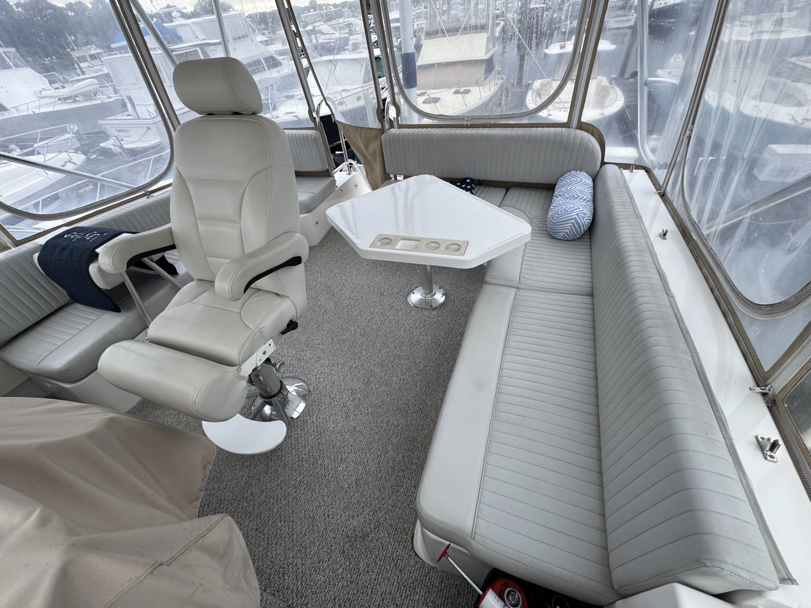 2004 Mainship 