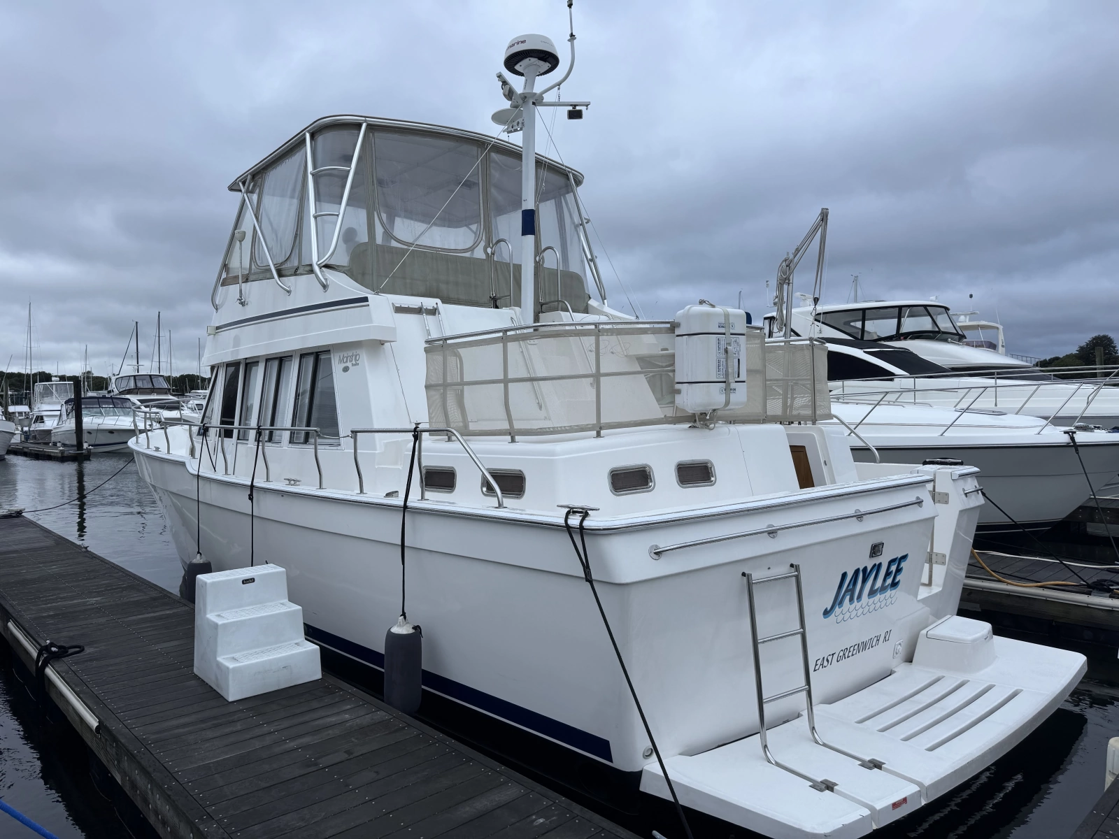 2004 Mainship 