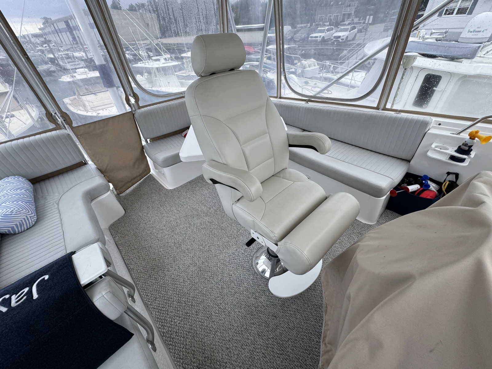 2004 Mainship 
