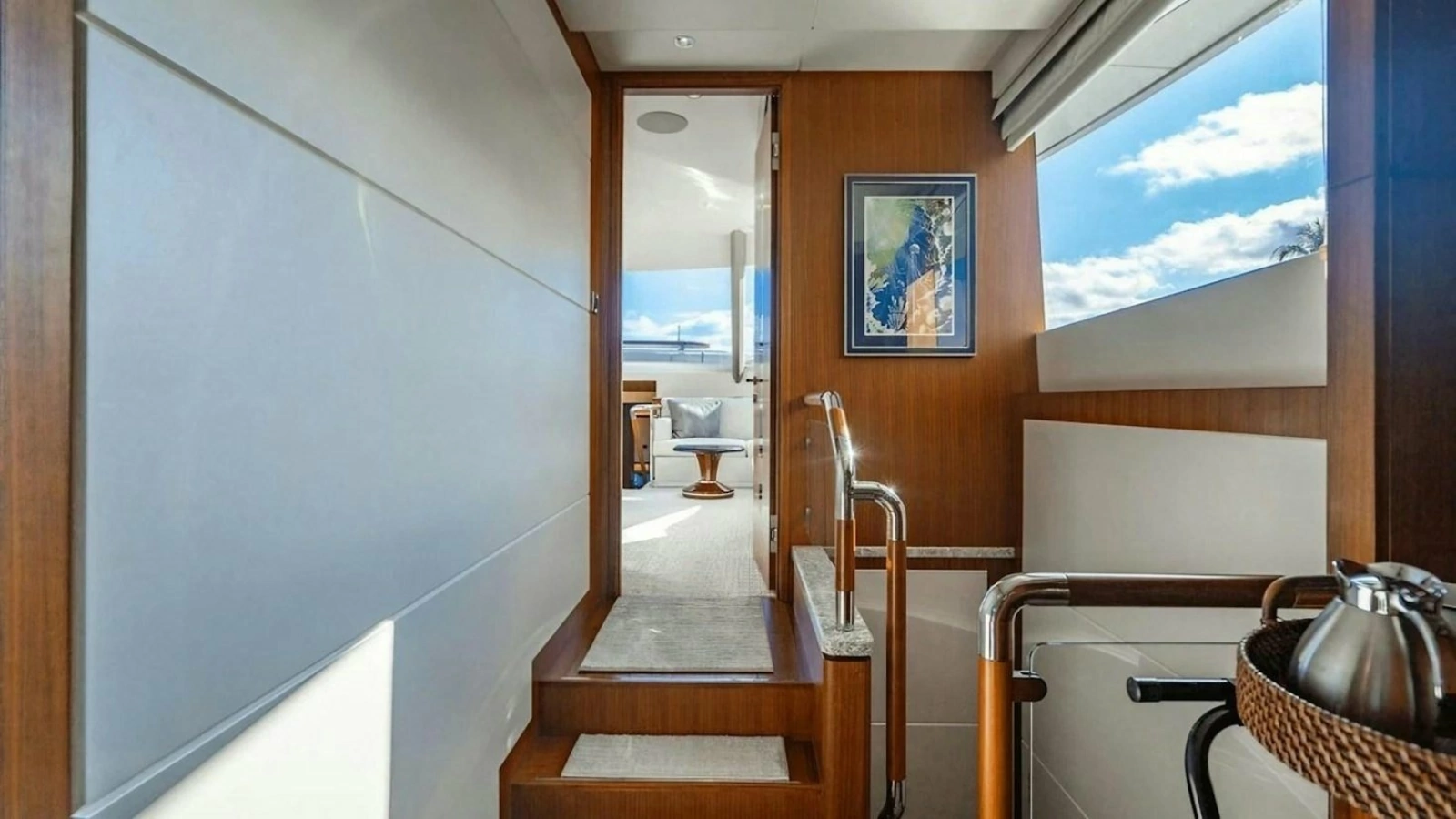Entry to Master Stateroom