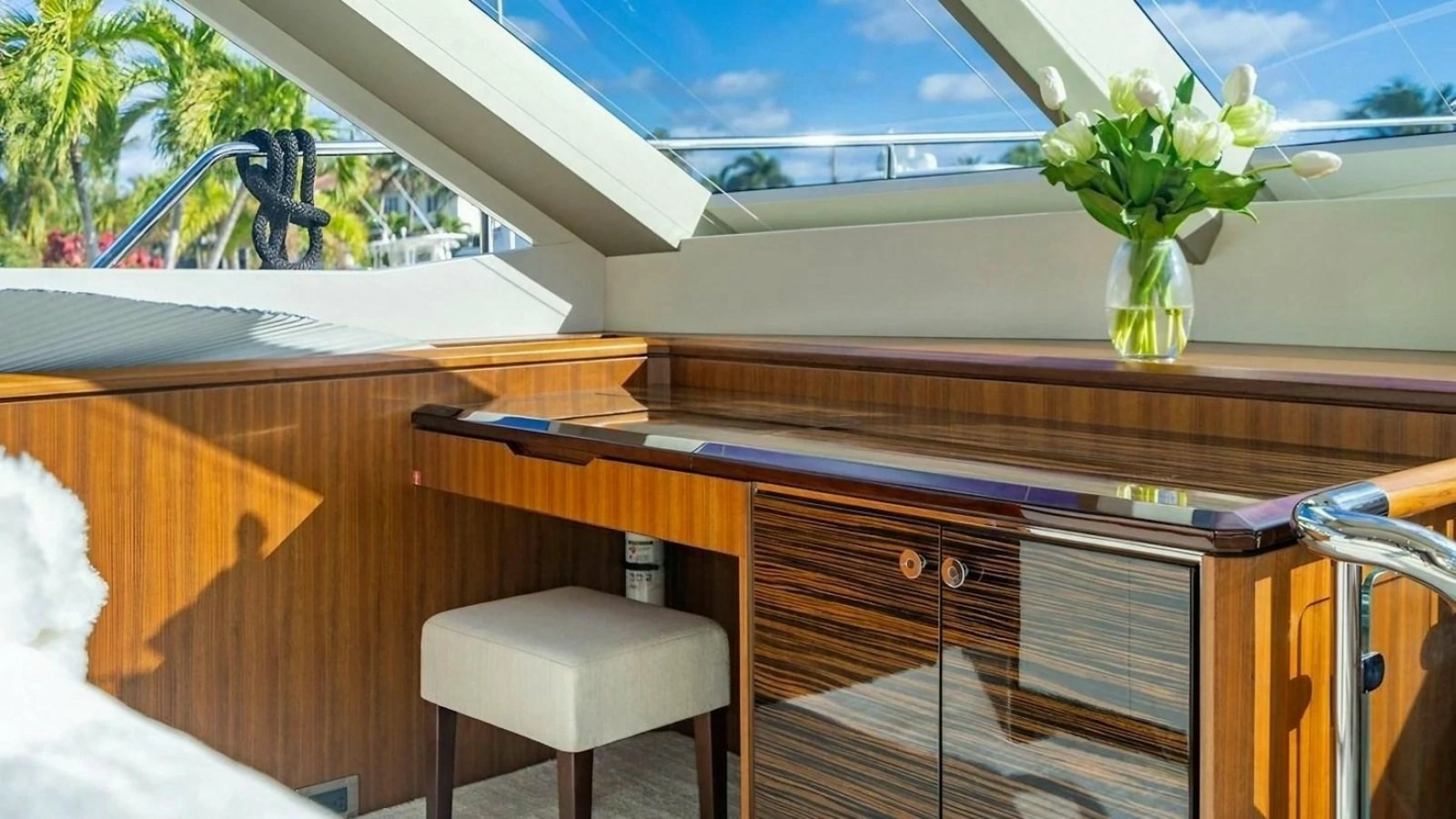 Master Stateroom - Main Deck Forward