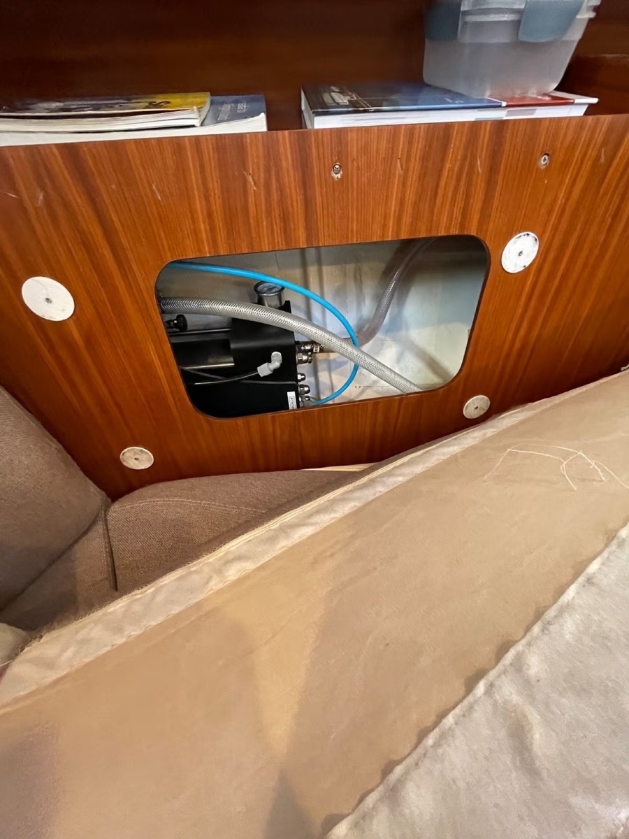 1990 Elan 43