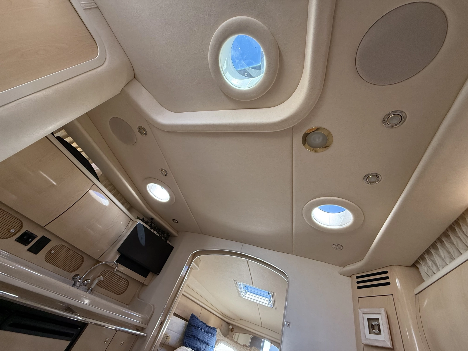 Lucy 36ft Sea Ray Yacht For Sale