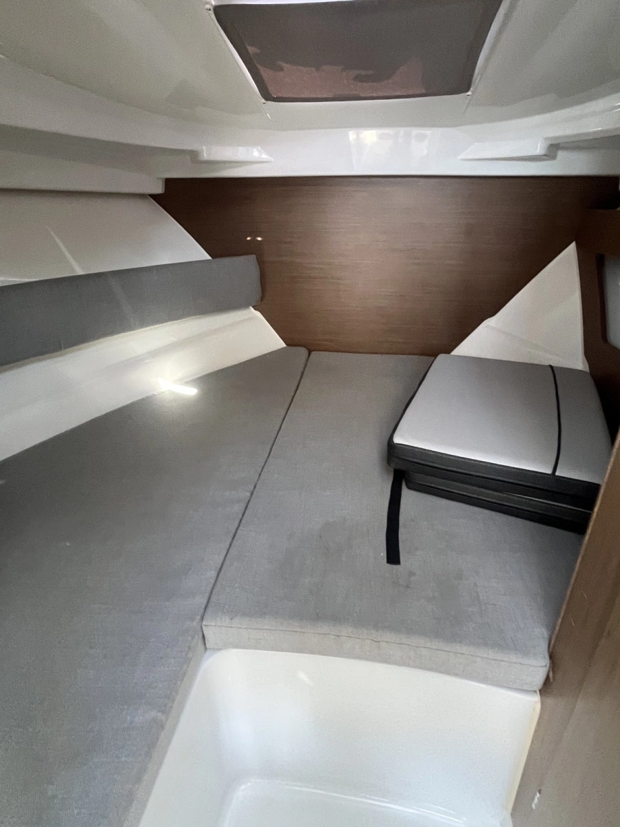 2020 Jeanneau NC 795