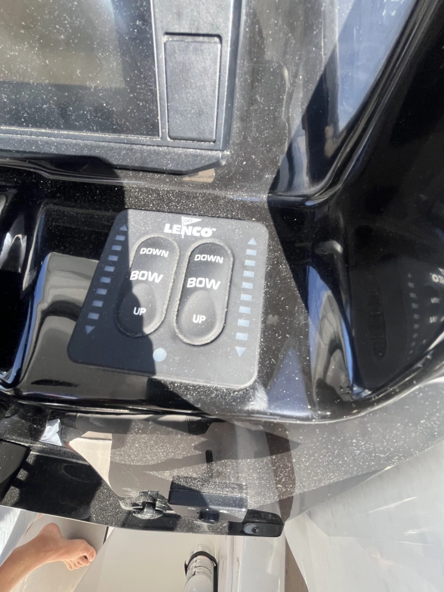 2020 Jeanneau NC 795