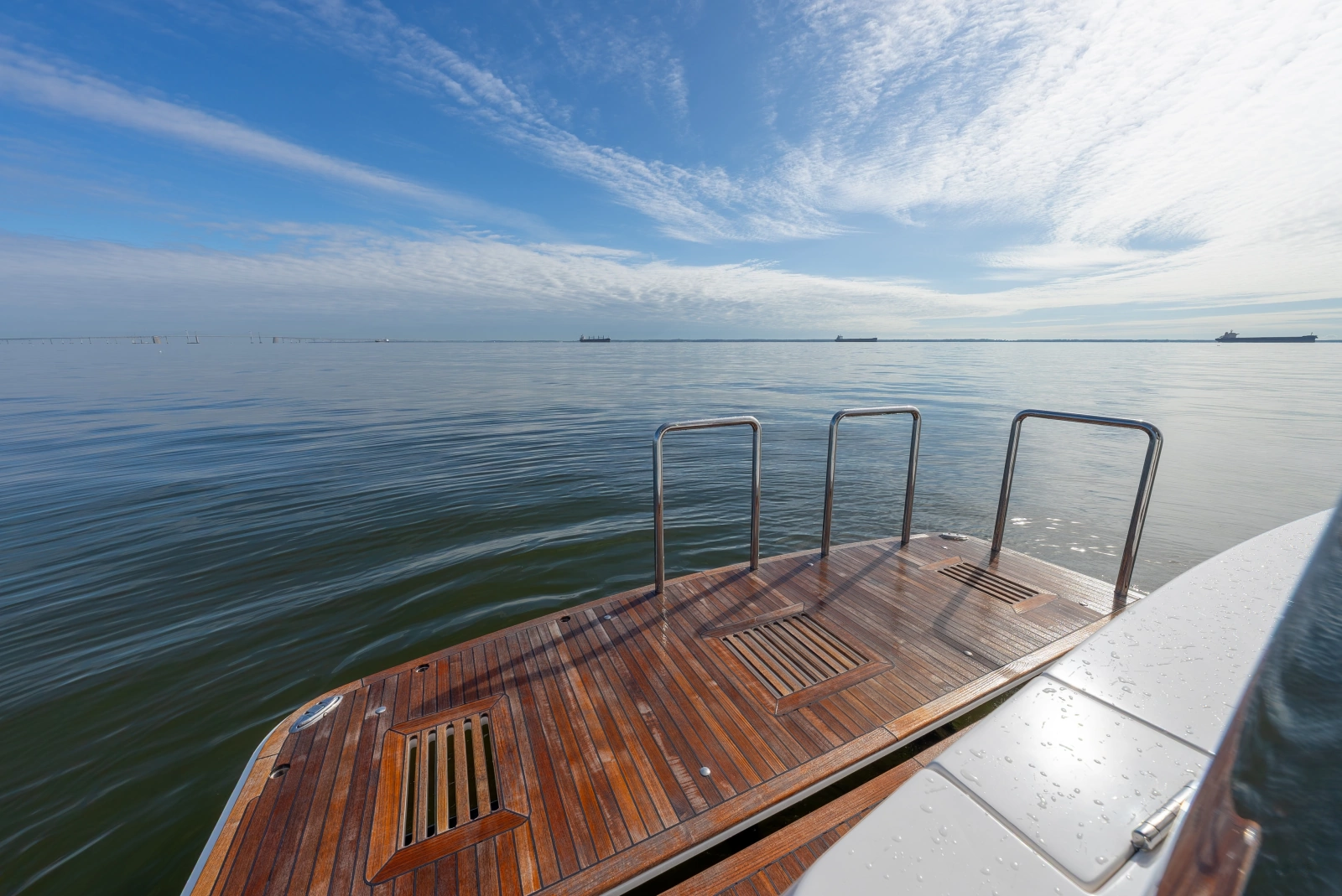SUMMIT 54 54ft Summit Yacht For Sale