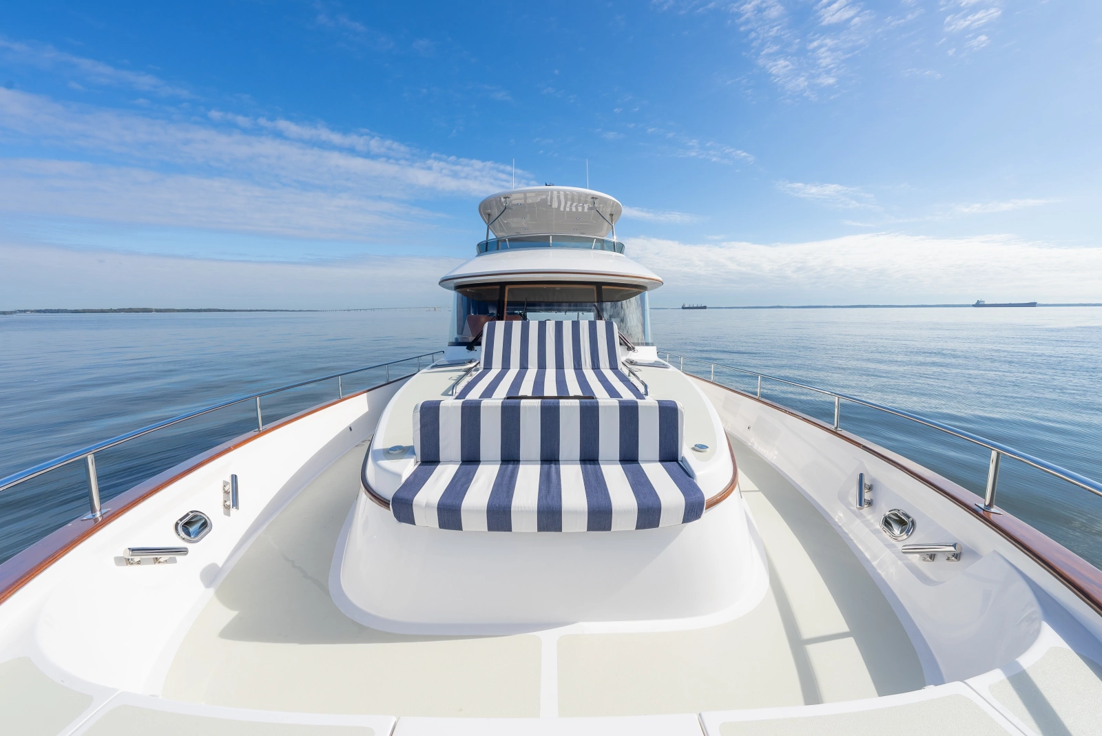 SUMMIT 54 54ft Summit Yacht For Sale
