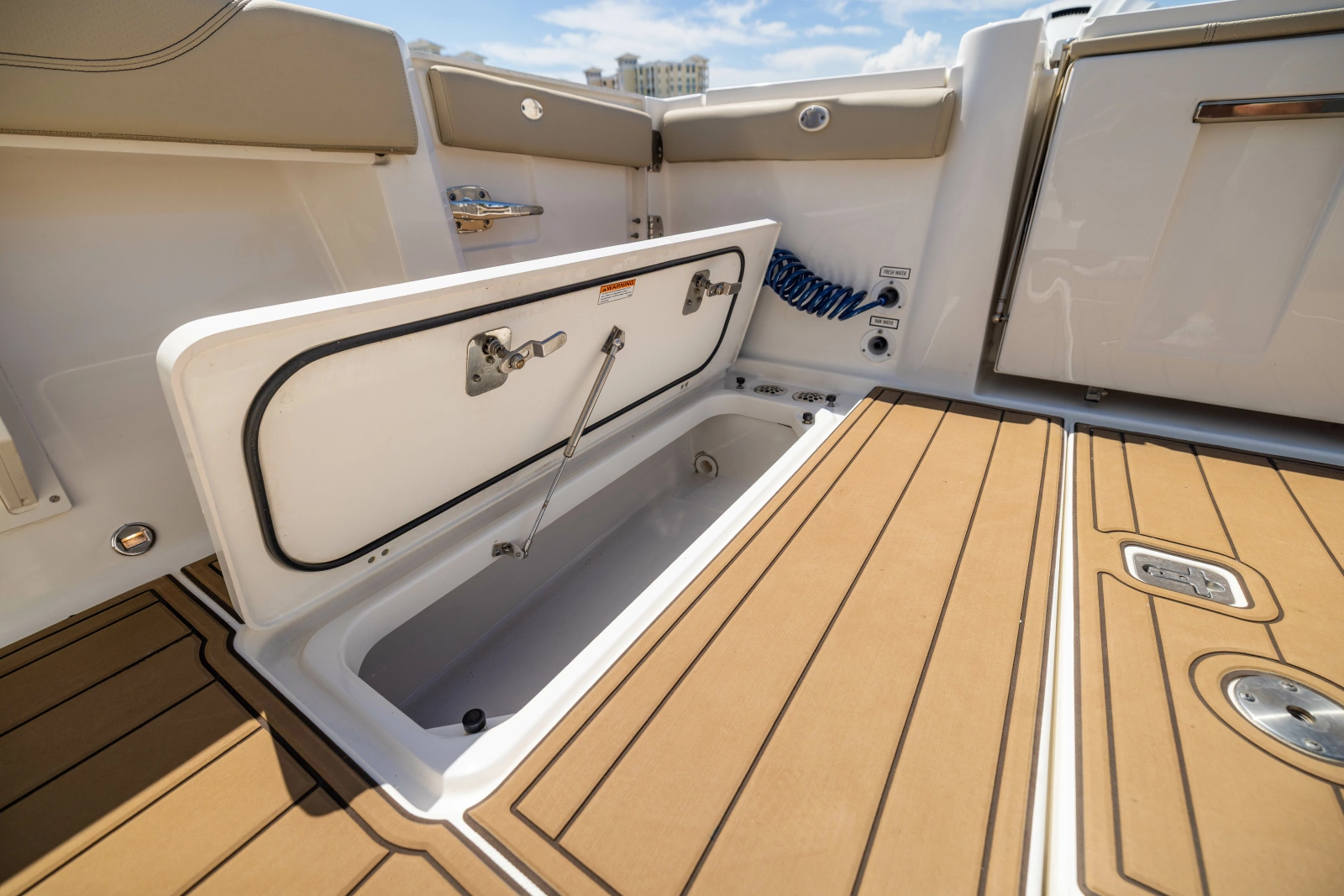 2021 Pursuit S 378 Sport