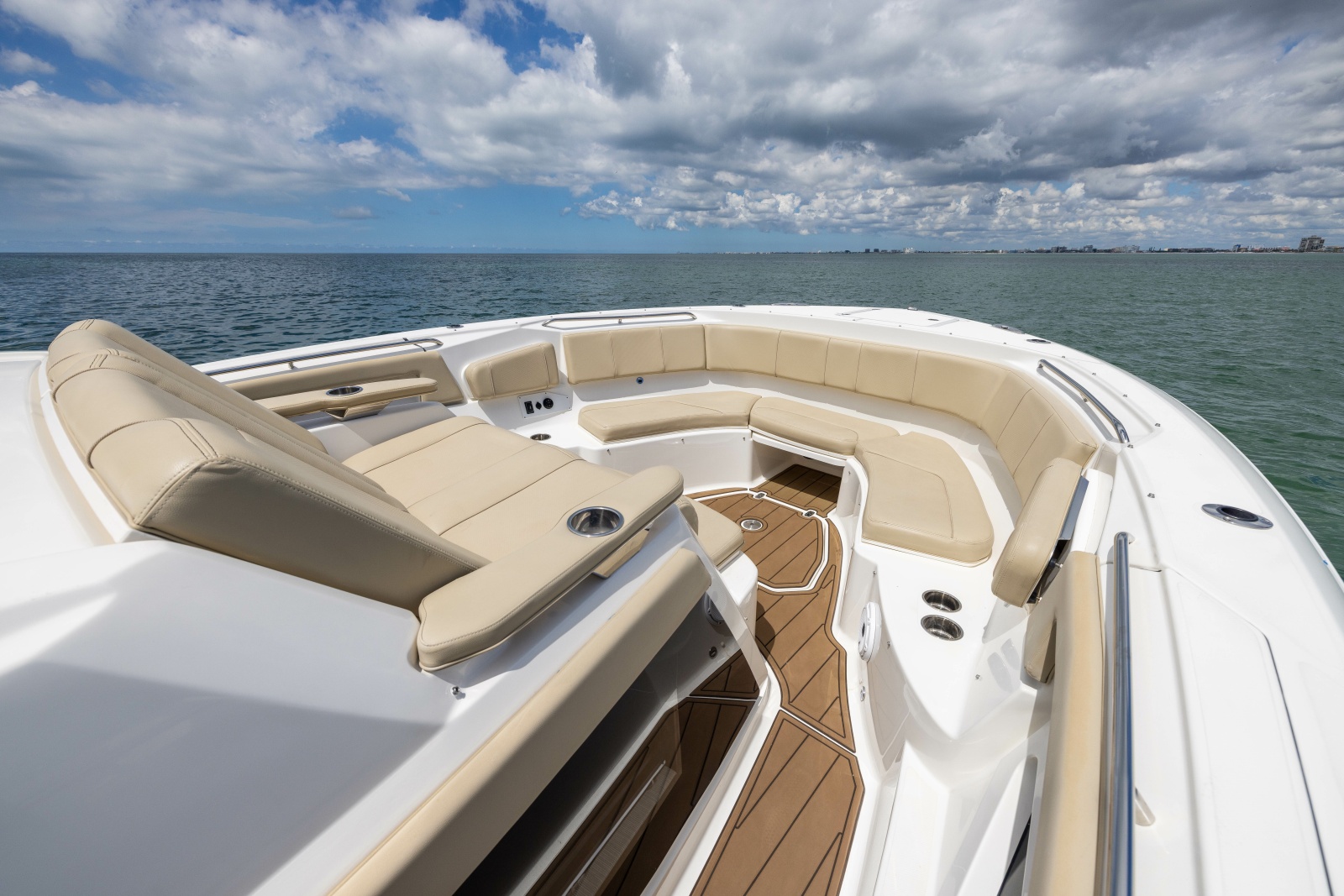 2021 Pursuit S 378 Sport