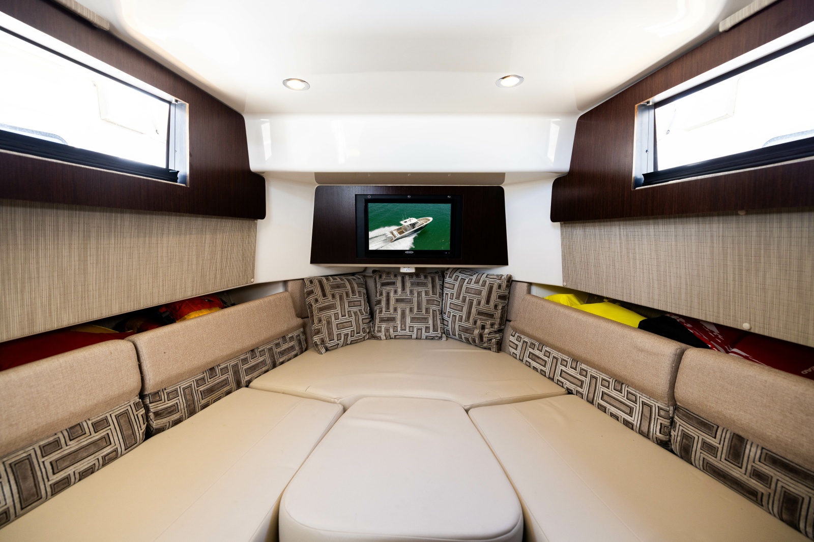 2021 Pursuit S 378 Sport