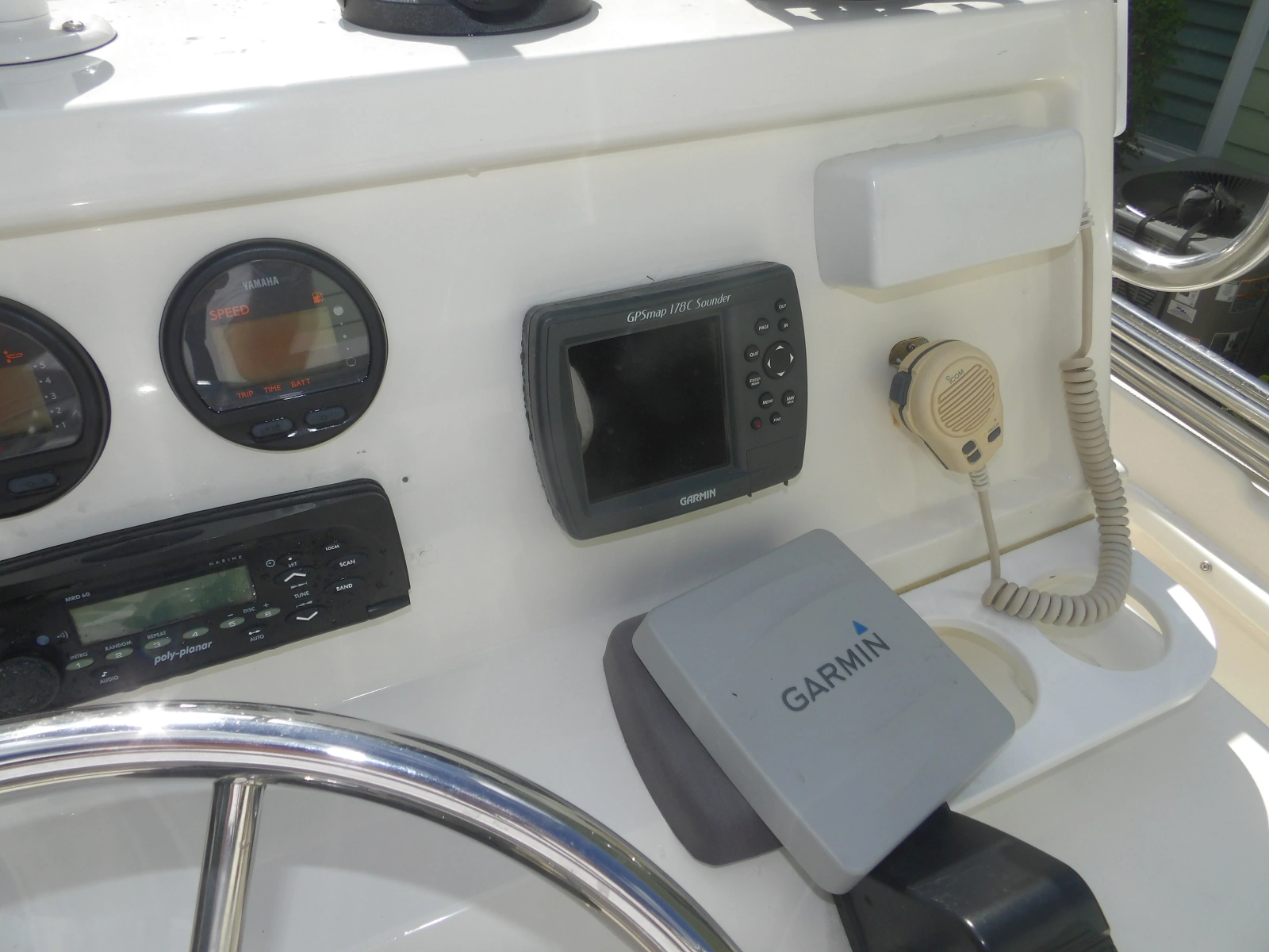 18ft Edgewater Yacht For Sale