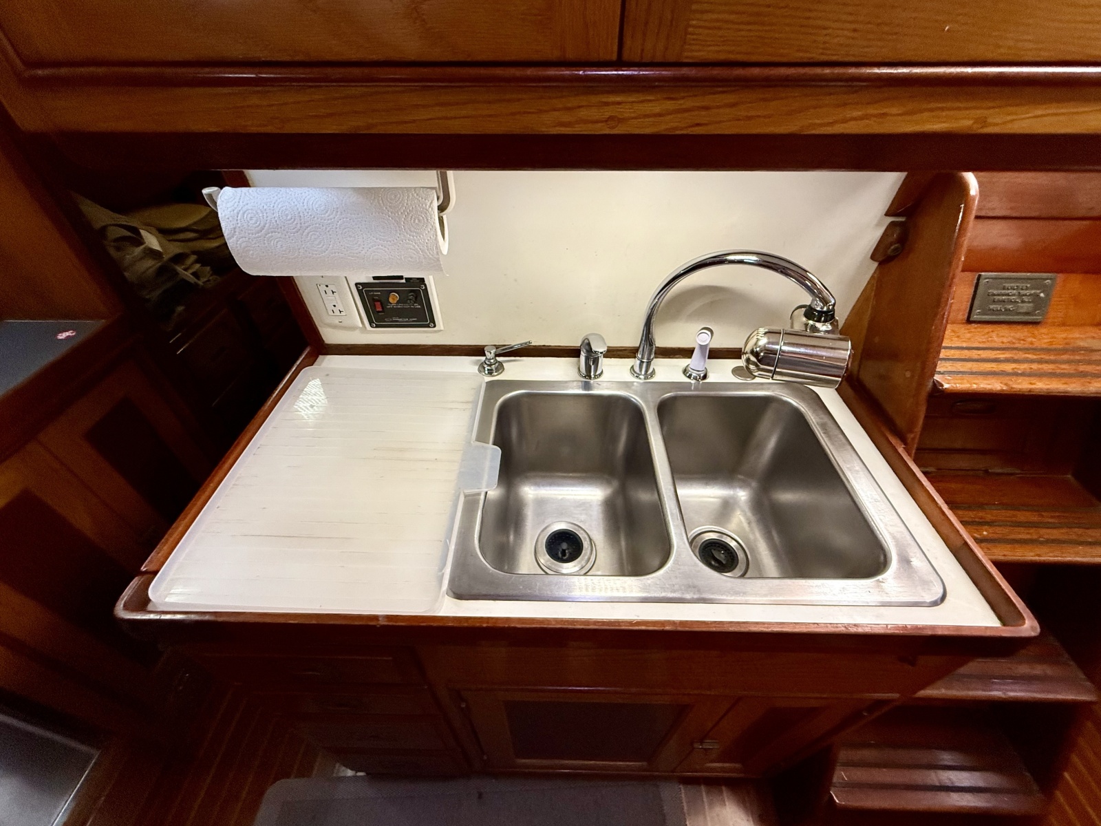 1984 Shannon Aegean 51