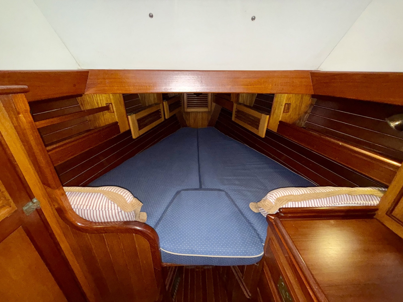 1984 Shannon Aegean 51