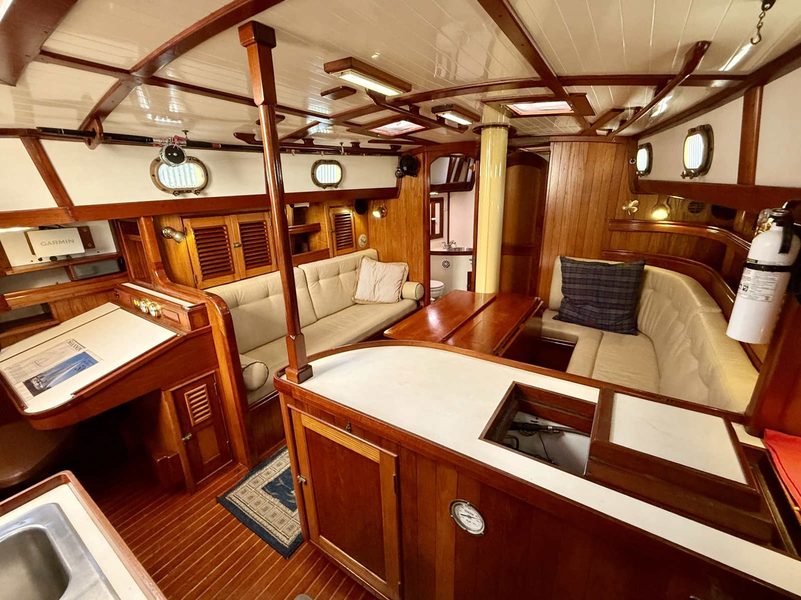 1984 Shannon Aegean 51