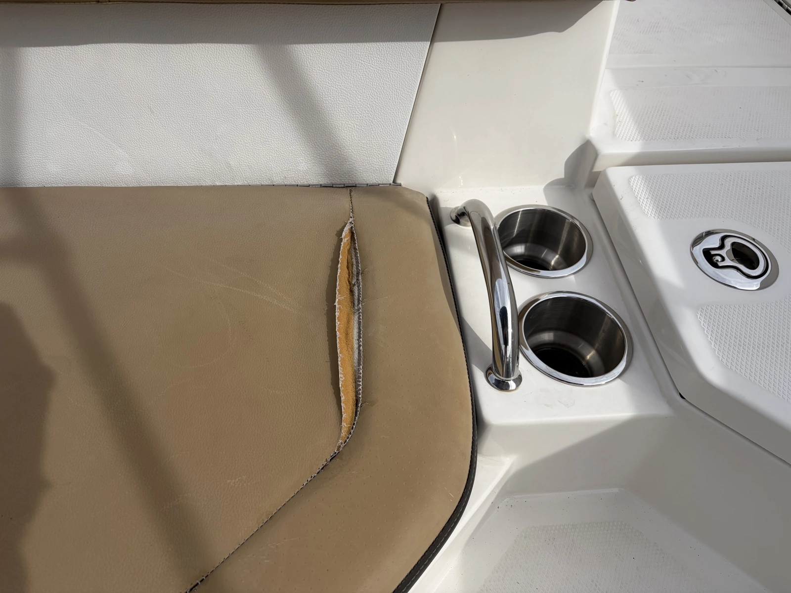 2020 Sea Ray SPX 210 Outboard