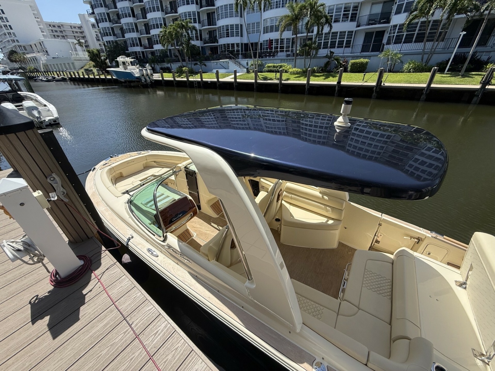 2022 Chris-Craft 