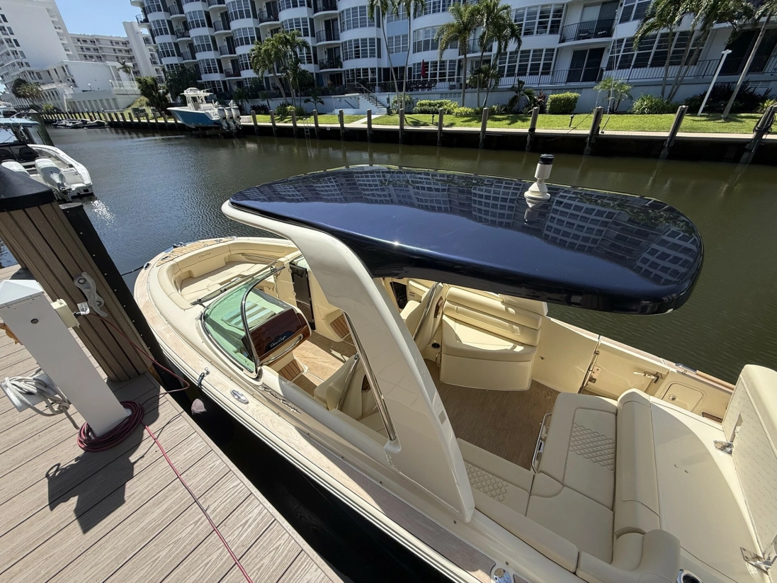 2022 Chris-Craft 