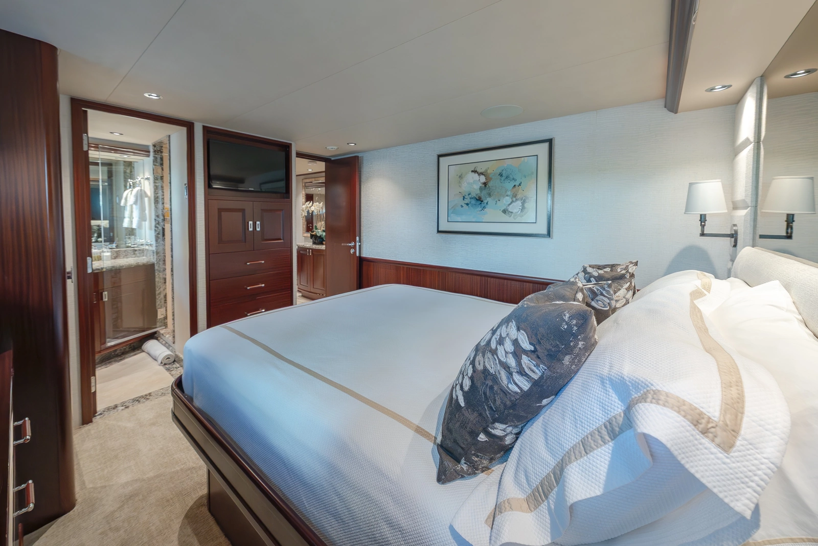 DETERMINATION 112ft Westport Yacht For Sale