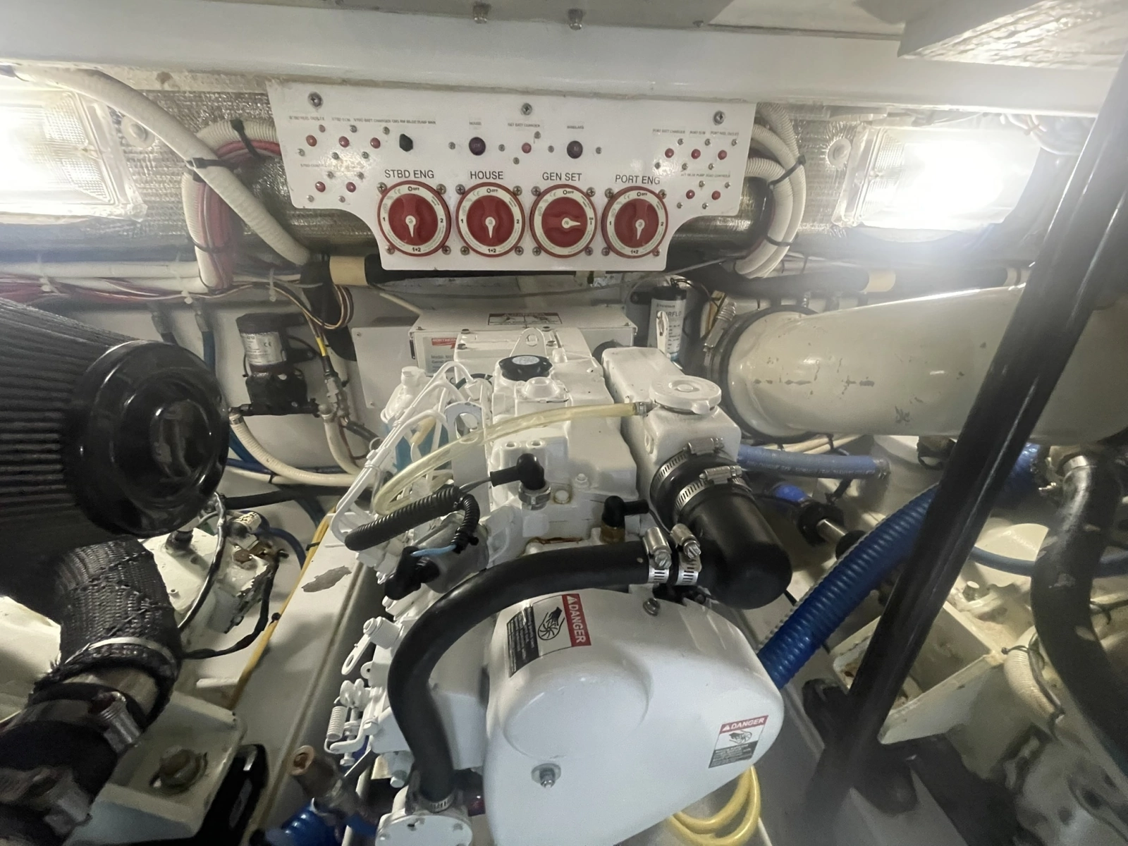 THE OFFICE 33ft L amp H Yacht For Sale