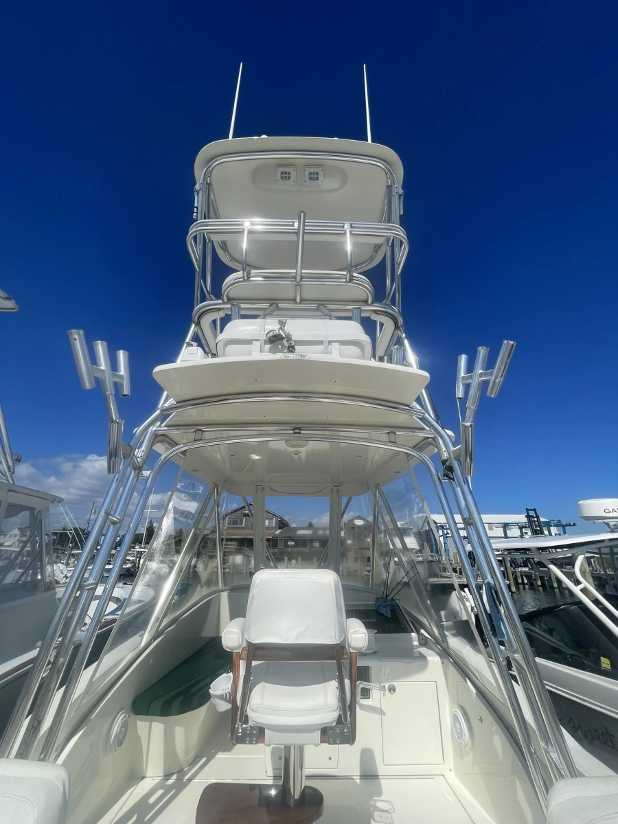THE OFFICE 33ft L amp H Yacht For Sale
