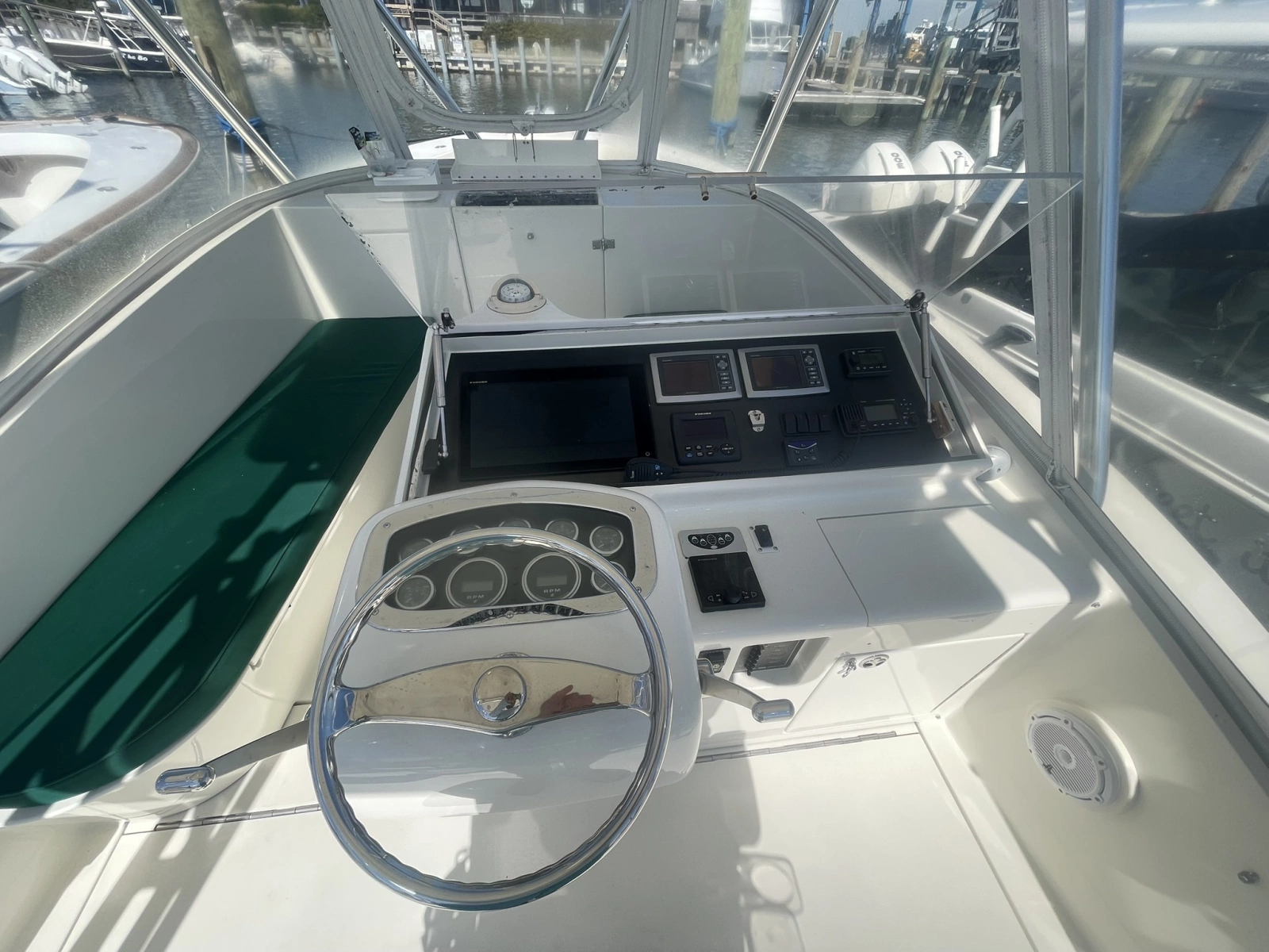 THE OFFICE 33ft L amp H Yacht For Sale