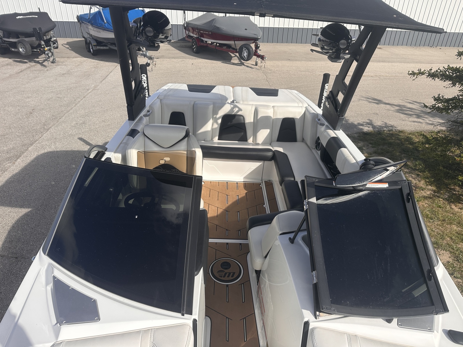2019 Malibu 21 MLX WakeSetter