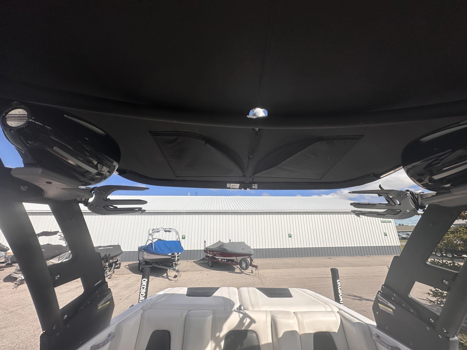 2019 Malibu 21 MLX WakeSetter
