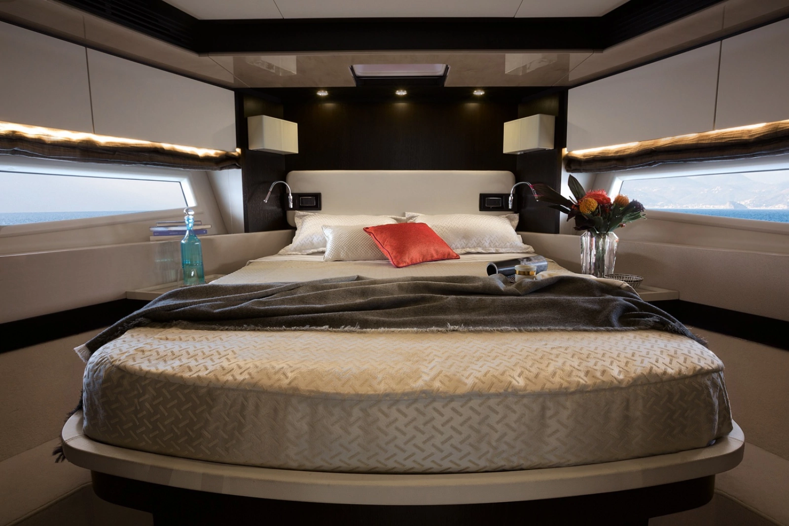 2018 Azimut Fly