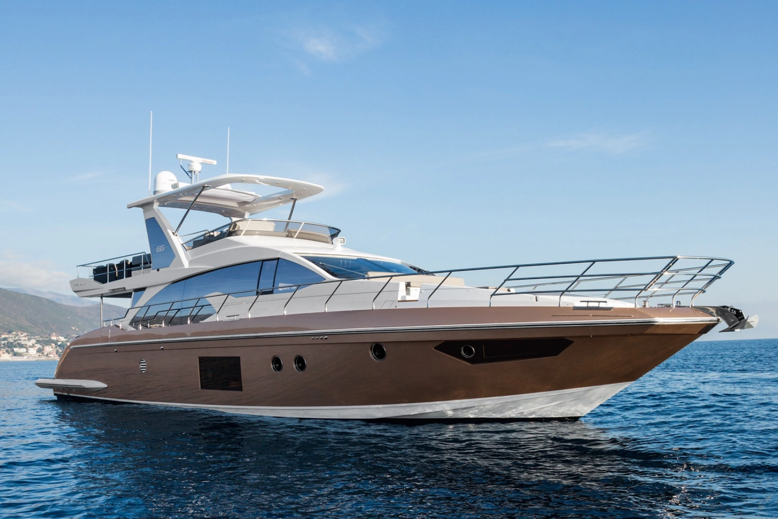 2018 Azimut Fly