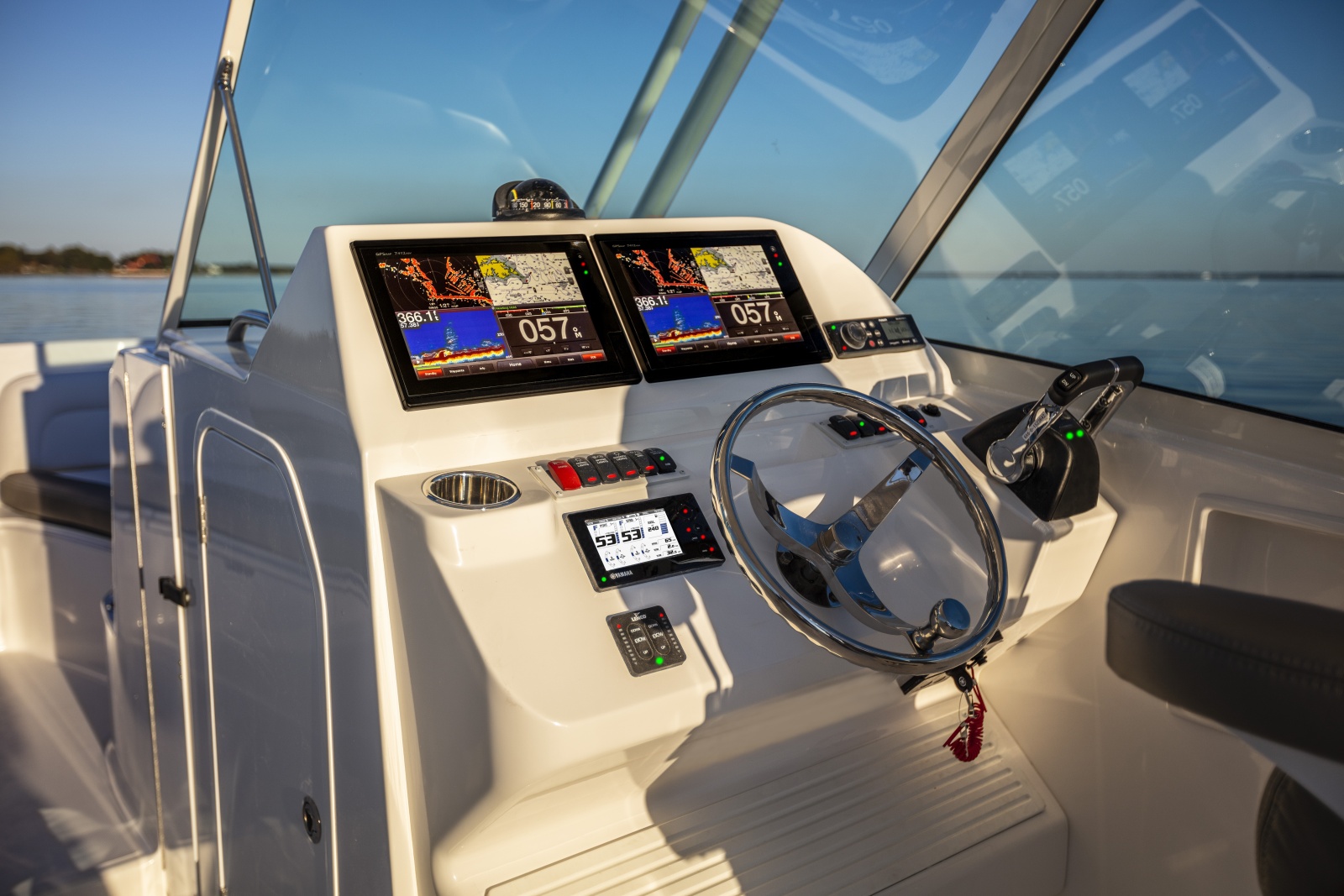 Albemarle 27 Dual Console