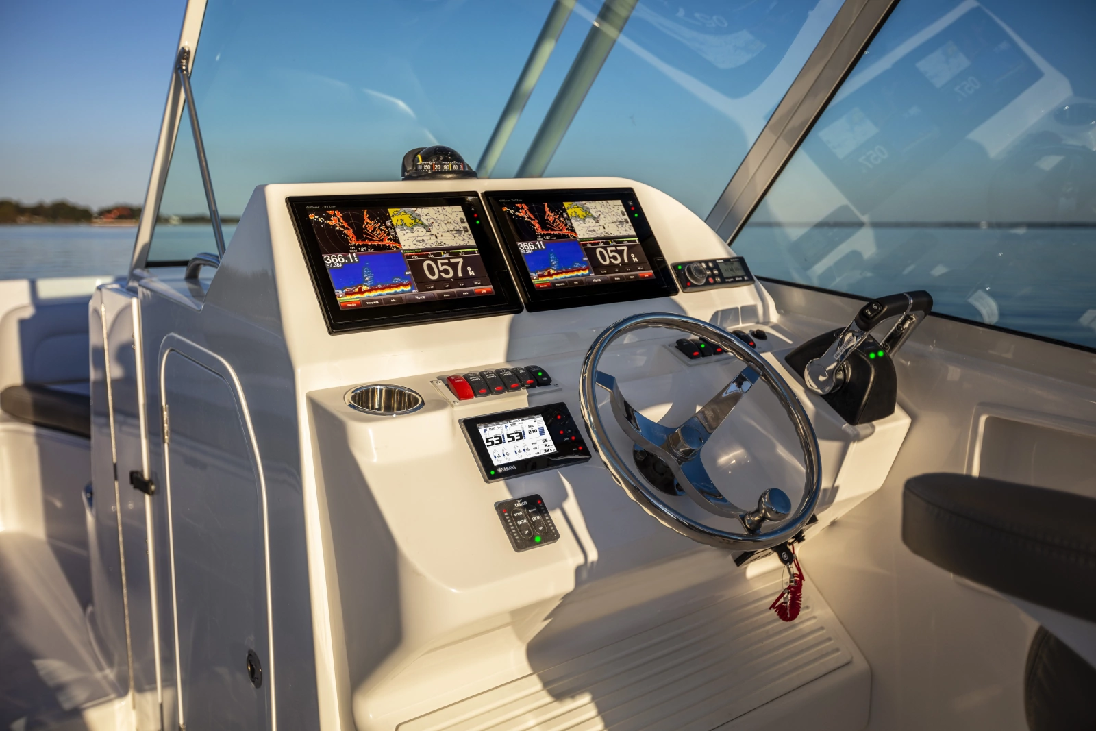Albemarle 27 Dual Console