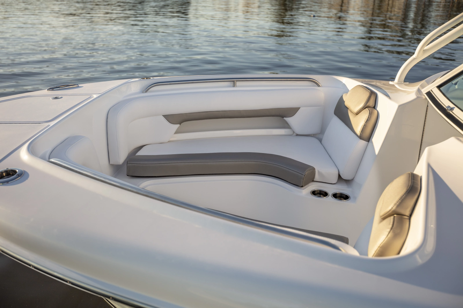 Albemarle 27 Dual Console