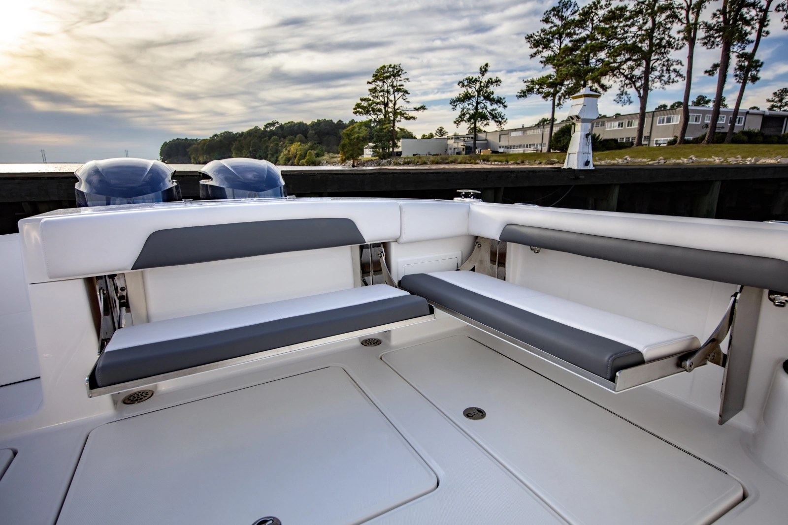 2027 Ablemarle 31 Dual Console