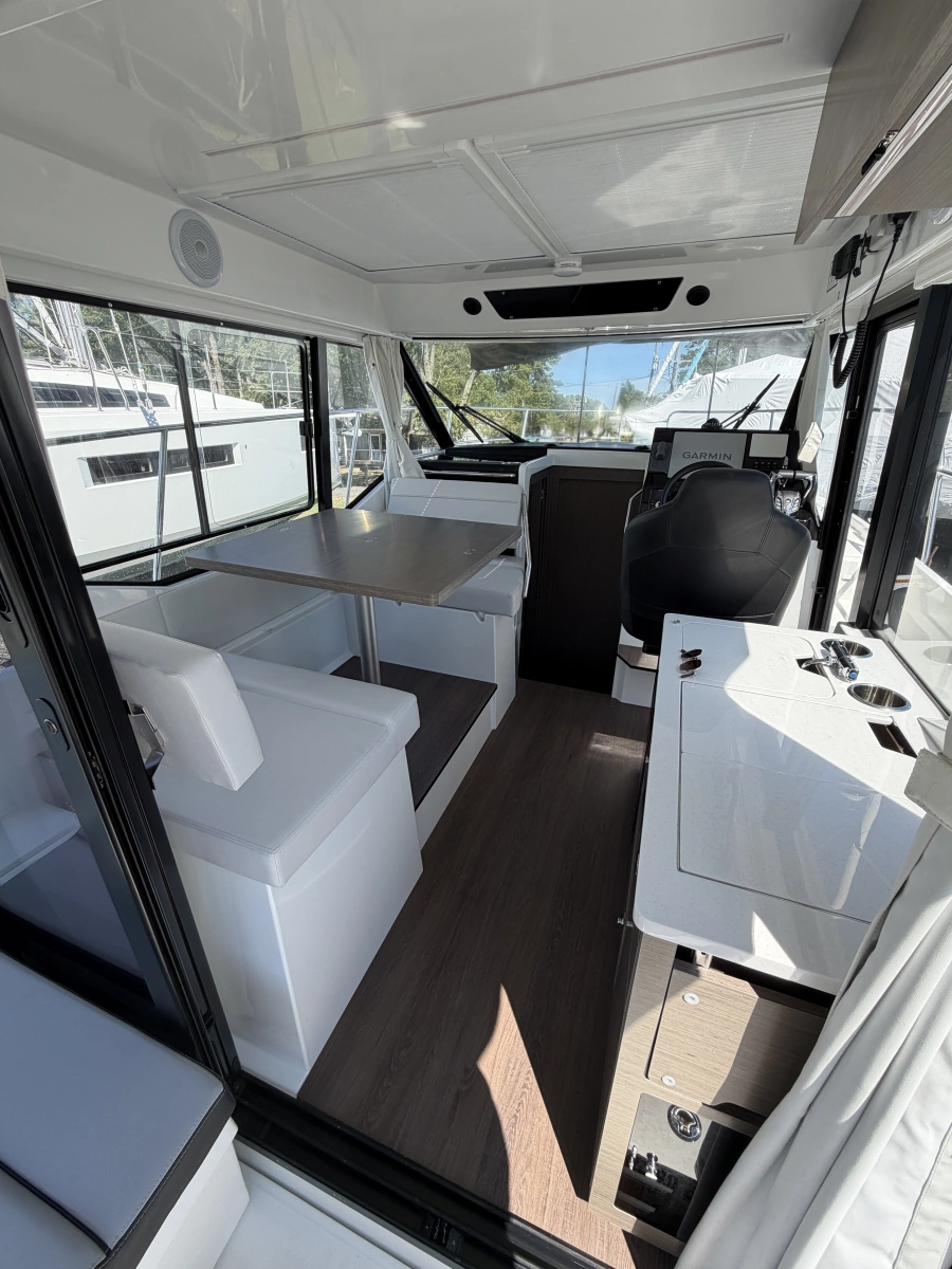 2026 Jeanneau NC 895 Series 2