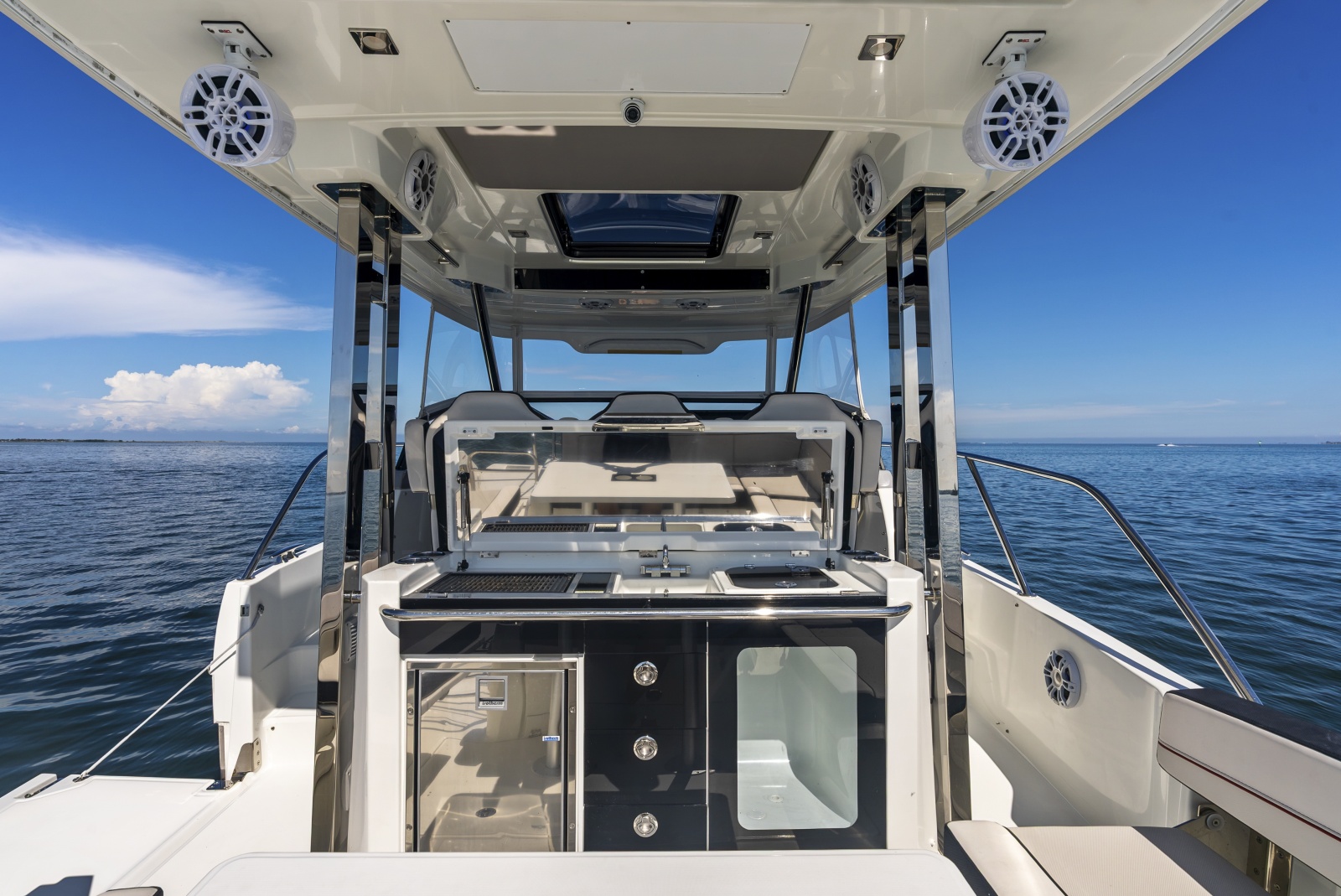 2024 Jeanneau Leader 10.5 WA