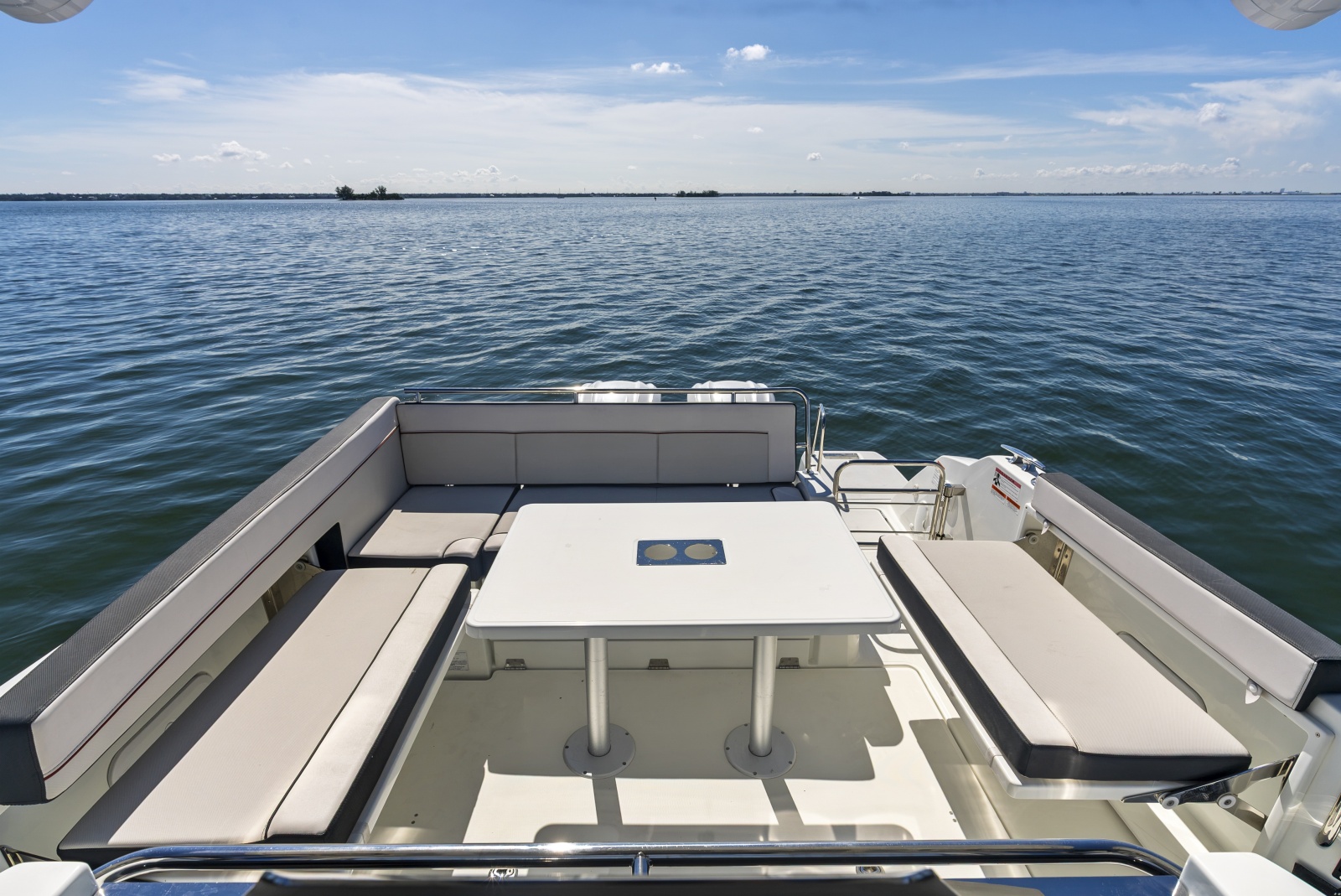 2024 Jeanneau Leader 10.5 WA