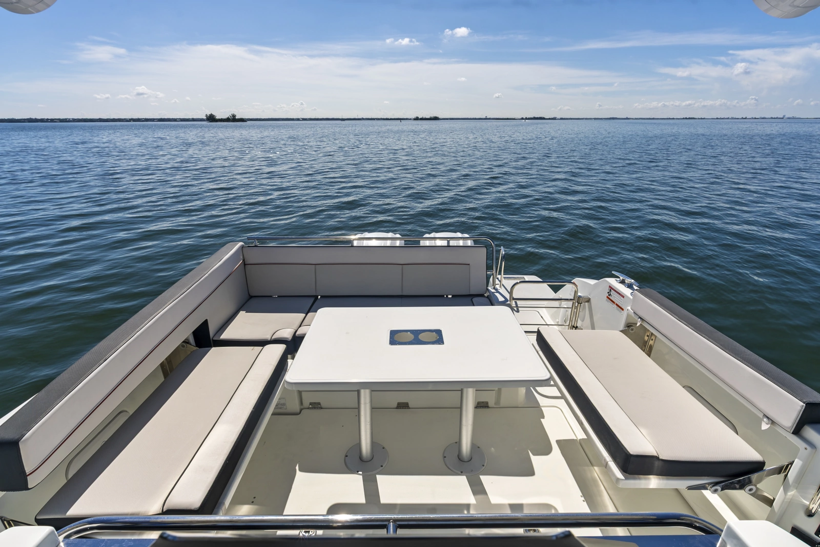 2024 Jeanneau Leader 10.5 WA