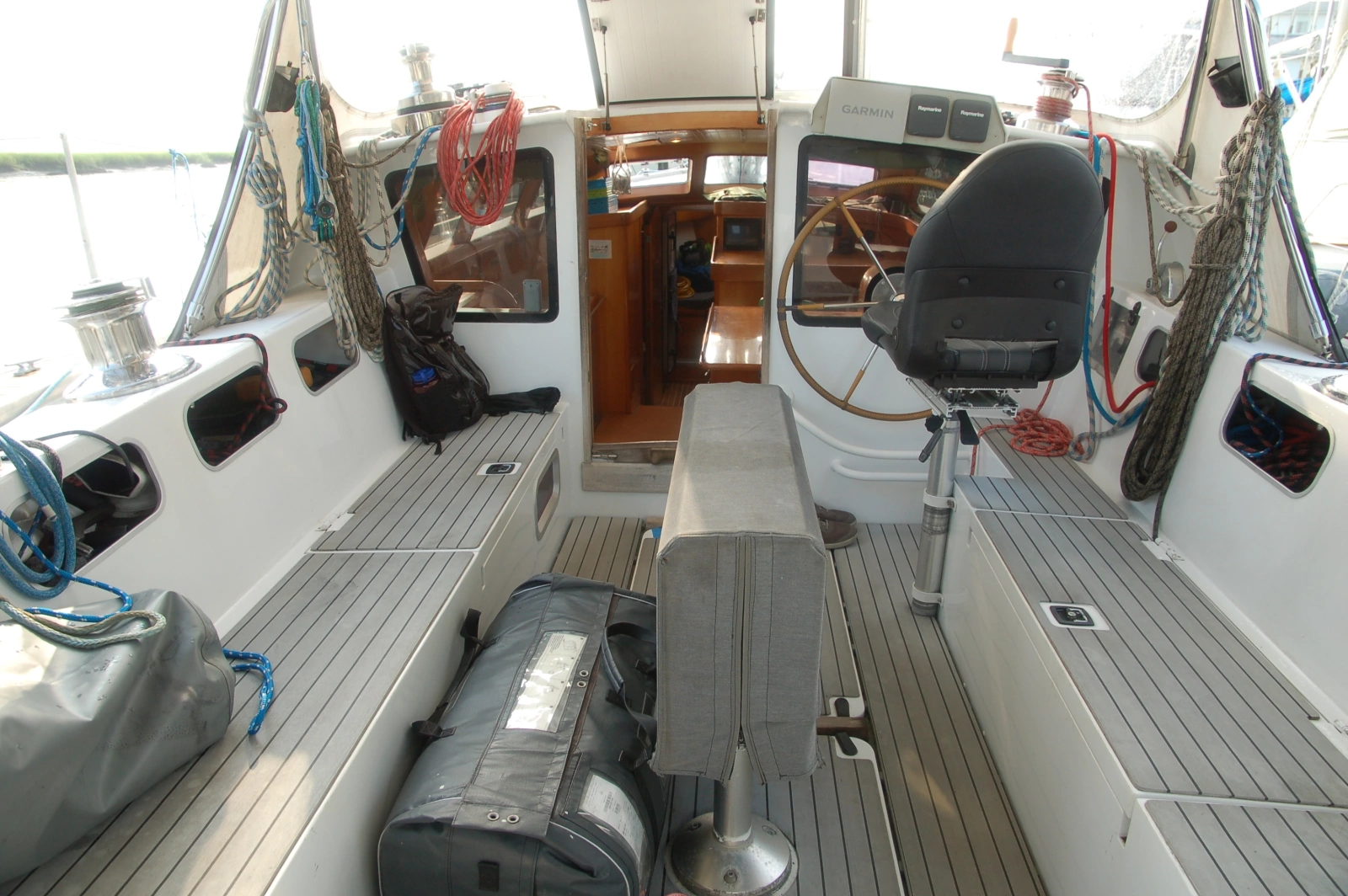 2000 Garcia Passoa 48 Raised Salon