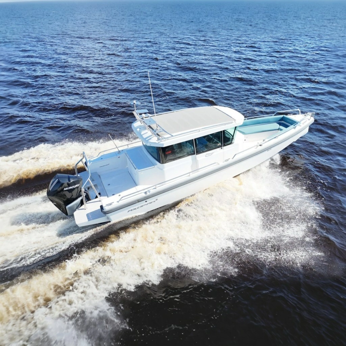 2020 Axopar 28 Cabin