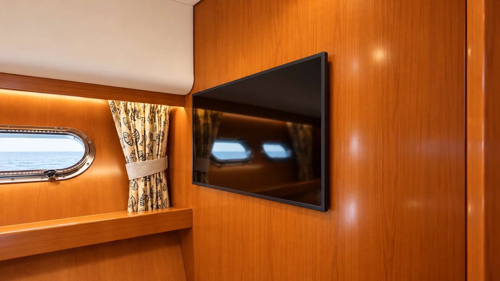 62ft Horizon Yacht For Sale