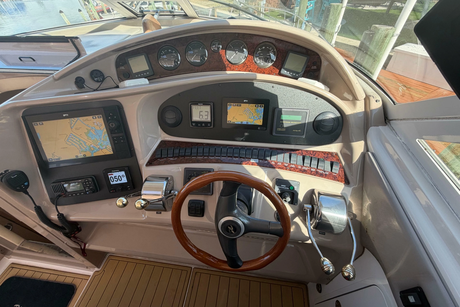 2002 Sea Ray 480 Motor Yacht