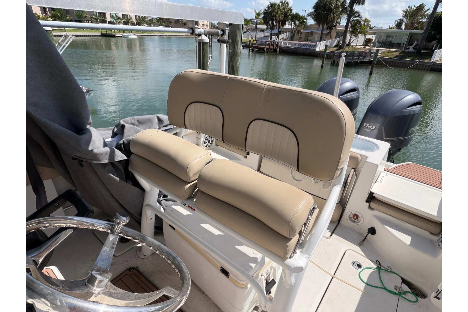 2017 Sea Fox 266 Commander