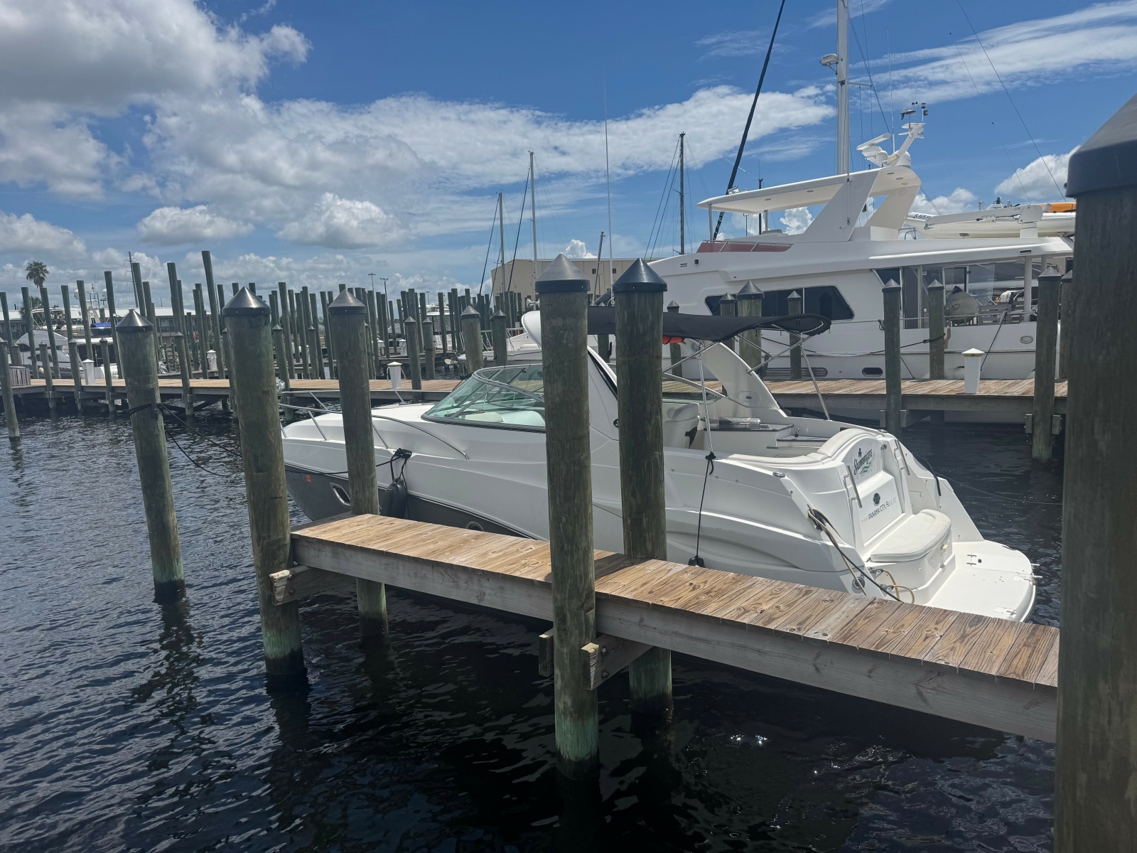 2013 Rinker 310 Express Cruiser