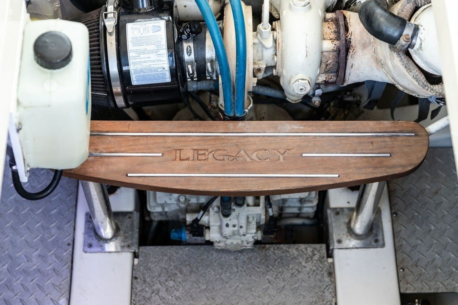 2007 Legacy Yachts 32