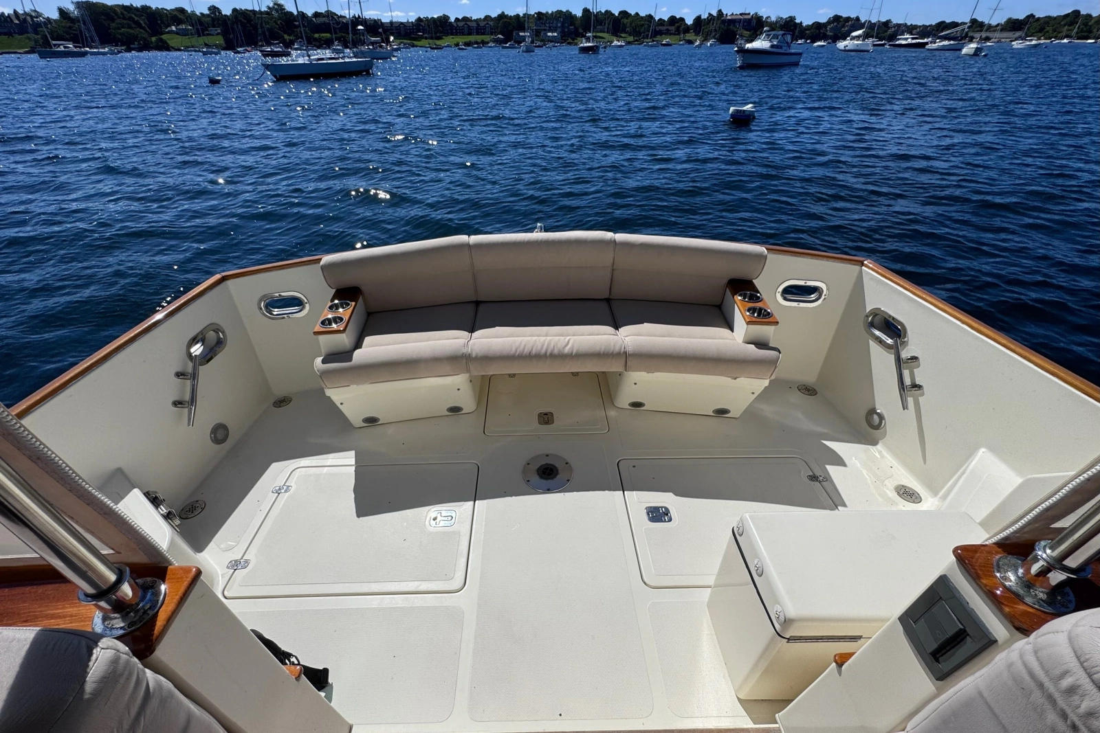 2007 Legacy Yachts 32