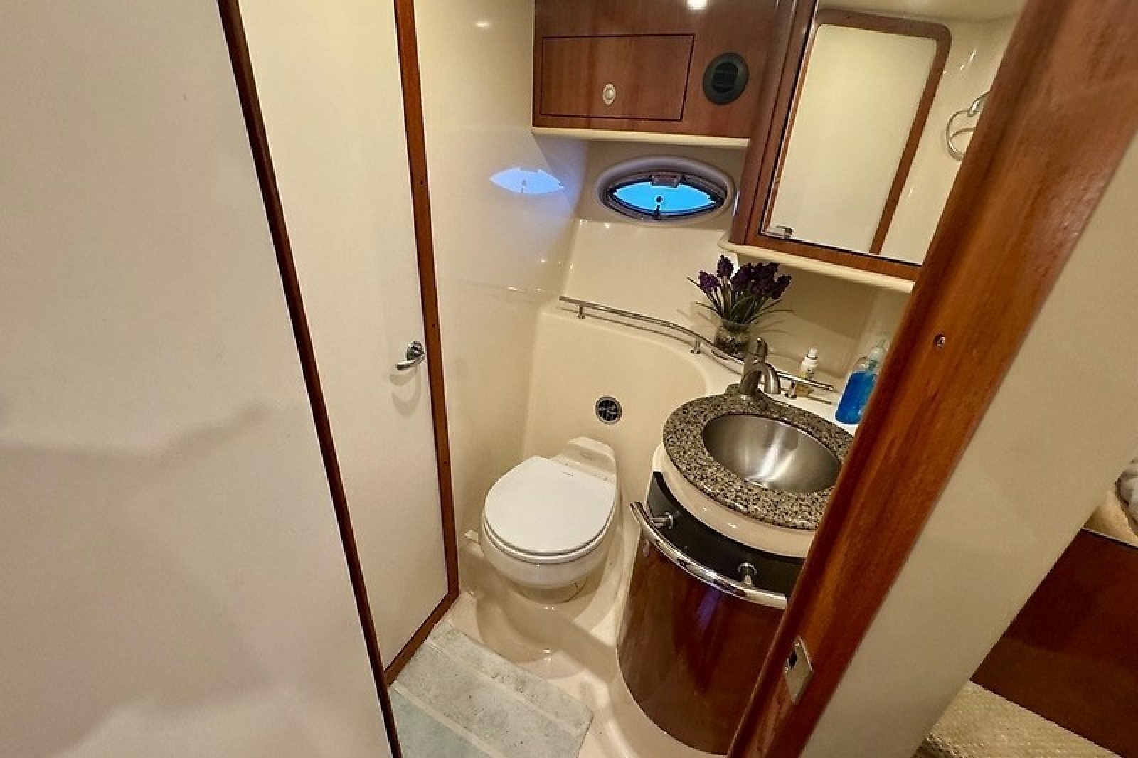 2005 Sea Ray 390 Sundancer