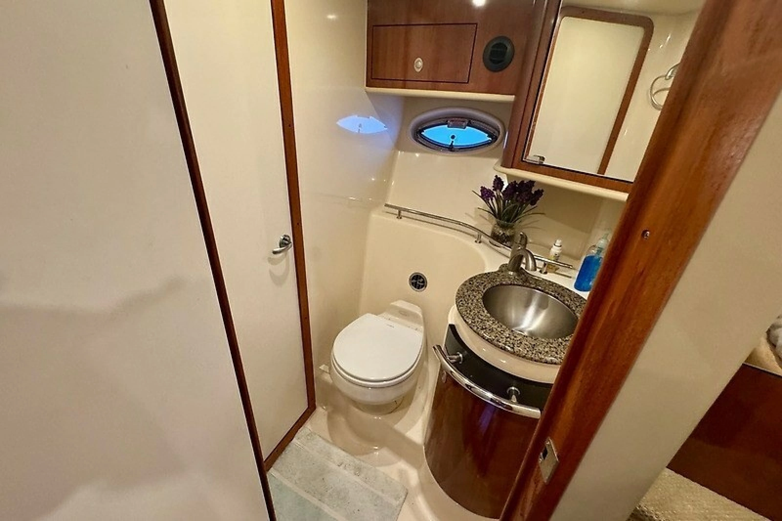 2005 Sea Ray 390 Sundancer