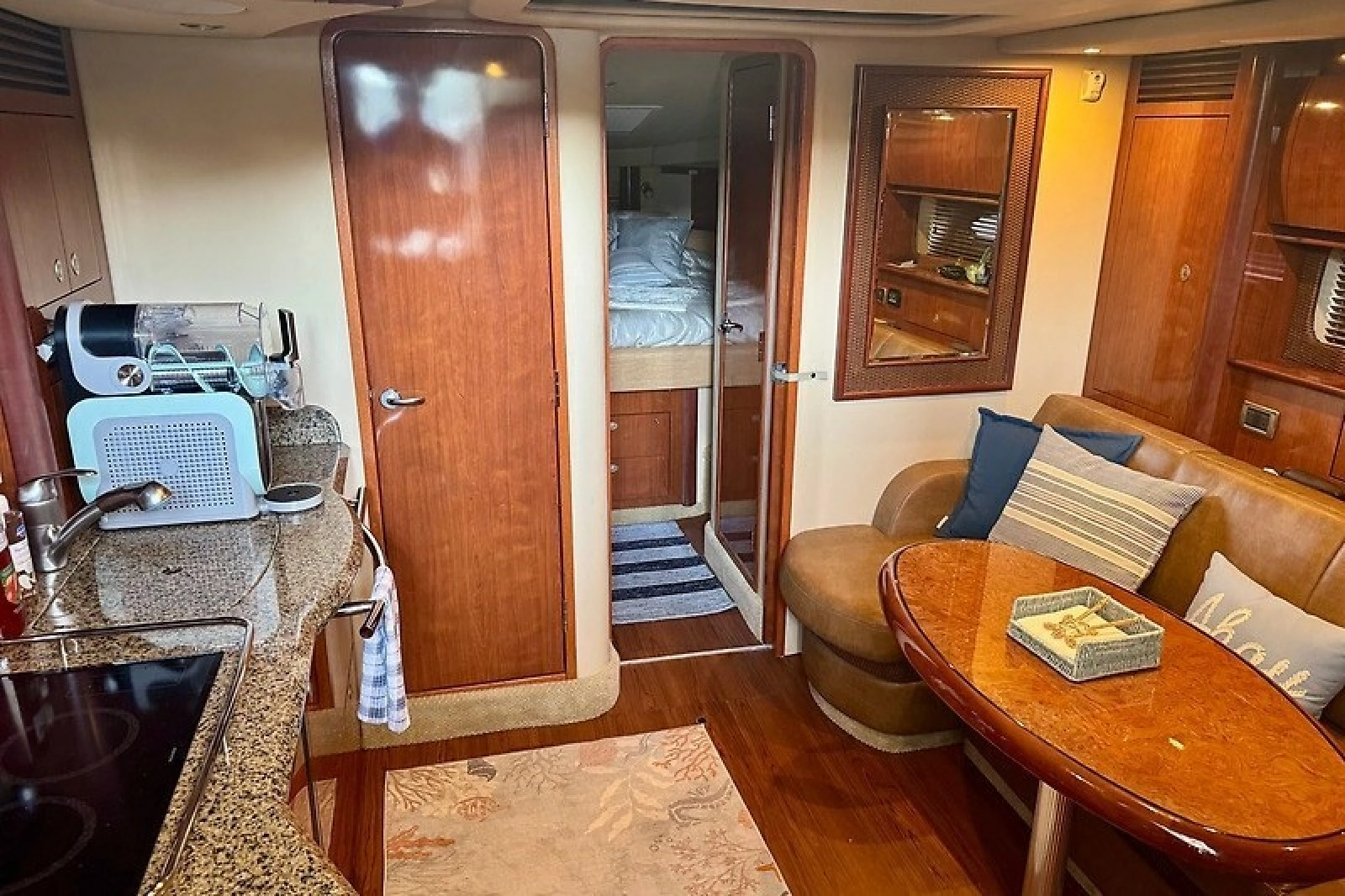 2005 Sea Ray 390 Sundancer